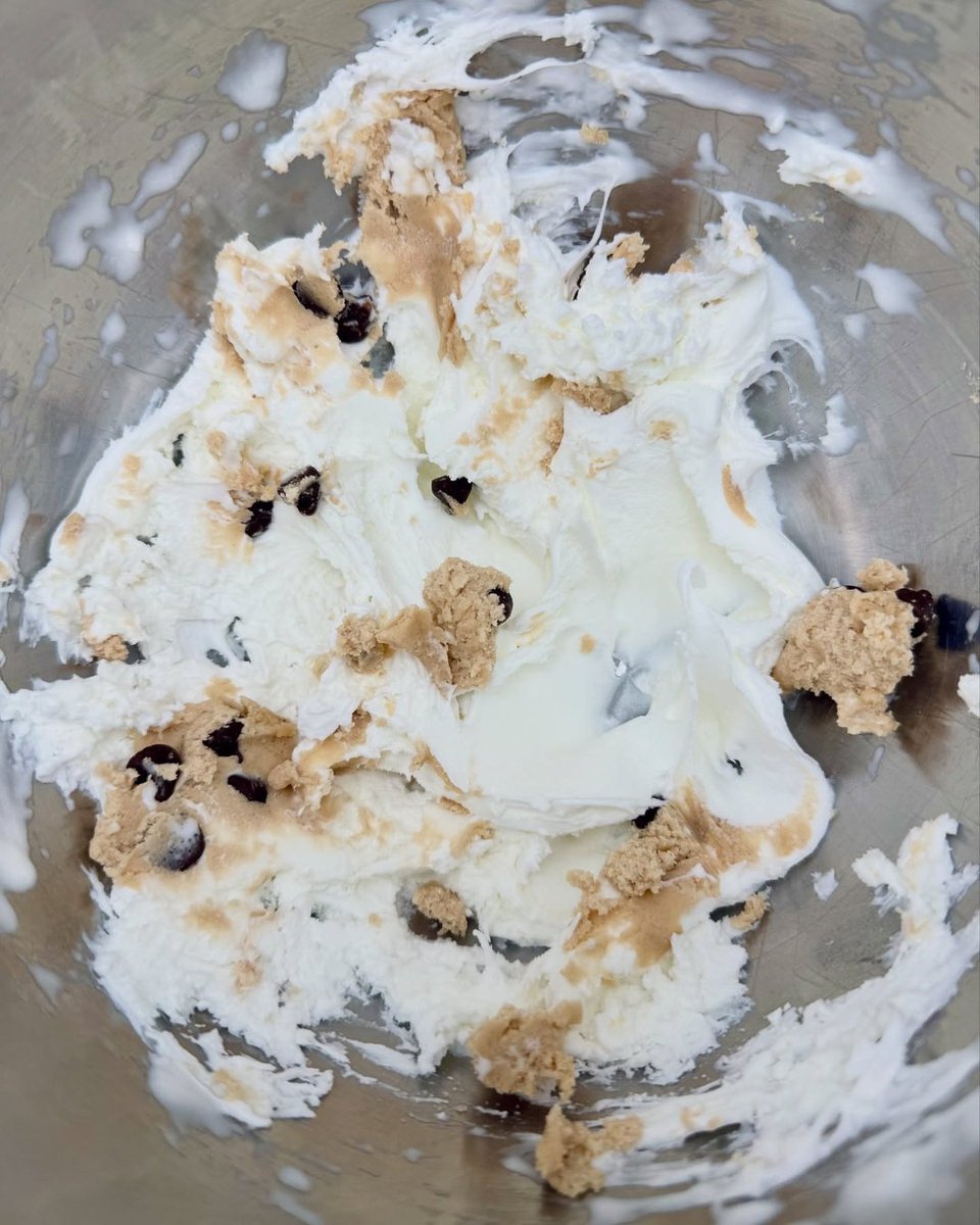 Experience the magic of made-to-order ice cream at Chill-N Nitrogen Ice Cream! 

Using liquid nitrogen, your custom creation is flash-frozen right before your eyes, resulting in the smoothest texture imaginable.

📍 Located at Plantation Walk