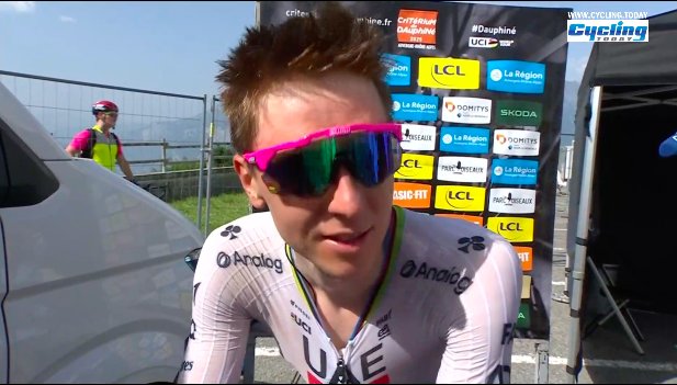 Marc Tilley (@tilleymarc) on Twitter photo #Pogacar after overturning a 22 second deficit, winning the stage solo and putting 40 seconds into #Vingegaard:
"I had to finish quickly because I wanted to see <a href="/urskazigart/">Urška Žigart</a> in the #tourdesuissewomen. Luckily I made it in time." 👏🏽 #Pogacar after overturning a 22 second deficit, winning the stage solo and putting 40 seconds into #Vingegaard:
"I had to finish quickly because I wanted to see <a href="/urskazigart/">Urška Žigart</a> in the #tourdesuissewomen. Luckily I made it in time." 👏🏽