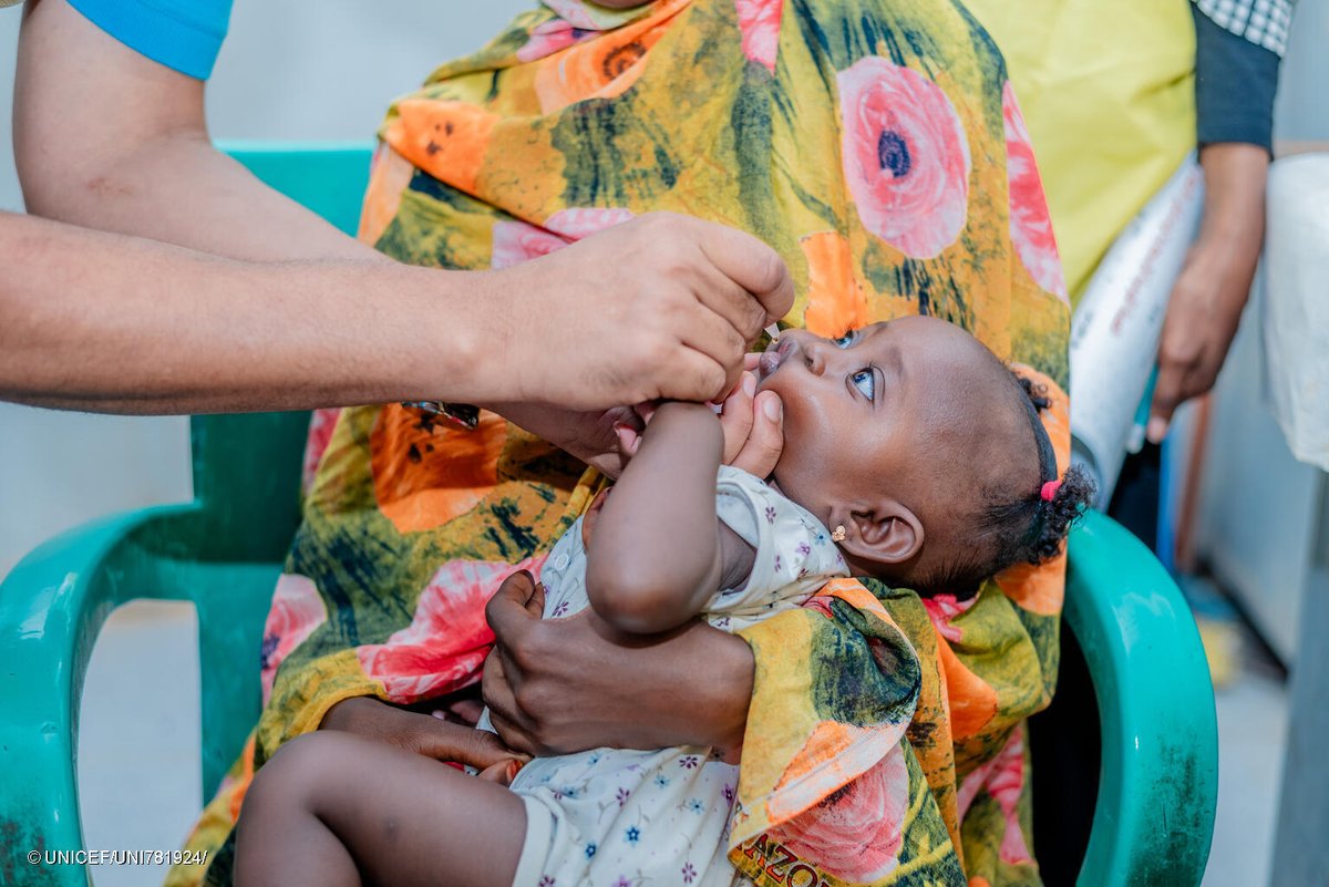 Children on the move face immense risks — polio shouldn’t be one of them.
On #WorldRefugeeDay, see how the health teams in Sudan are ensuring every child is vaccinated, no matter how far they’ve travelled or how uncertain their future. #EndPolio
uni.cf/3FYysZN