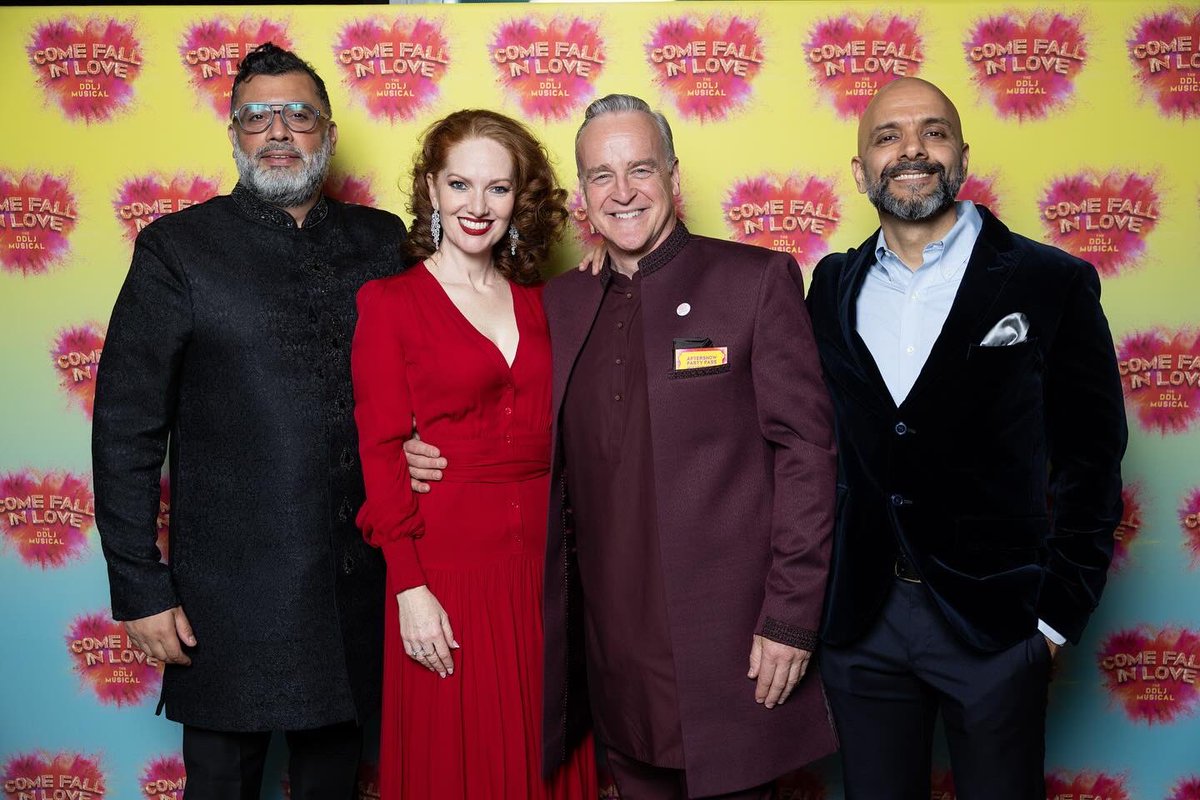 What a view! 💖

Our Simran, Rog, and the cast of #ComeFallinLove enjoy a colourful night of celebration after their official Opening Night performance of #TheDDLJMusical.