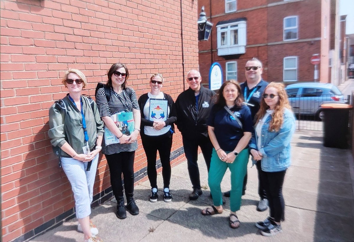 HumberbeatNEL's tweet photo. Licensing Officers have visited premsies in Cleethorpes offering advice ahead of Armed Forces Weekend. This was along with NELC licensing officers, CSP, #OpMakesafe PC & The Children's Society to ensure a safe event for all that will be in the resort. #SafeStrongNEL #AFD https://t.co/rZqEqhI2E8
