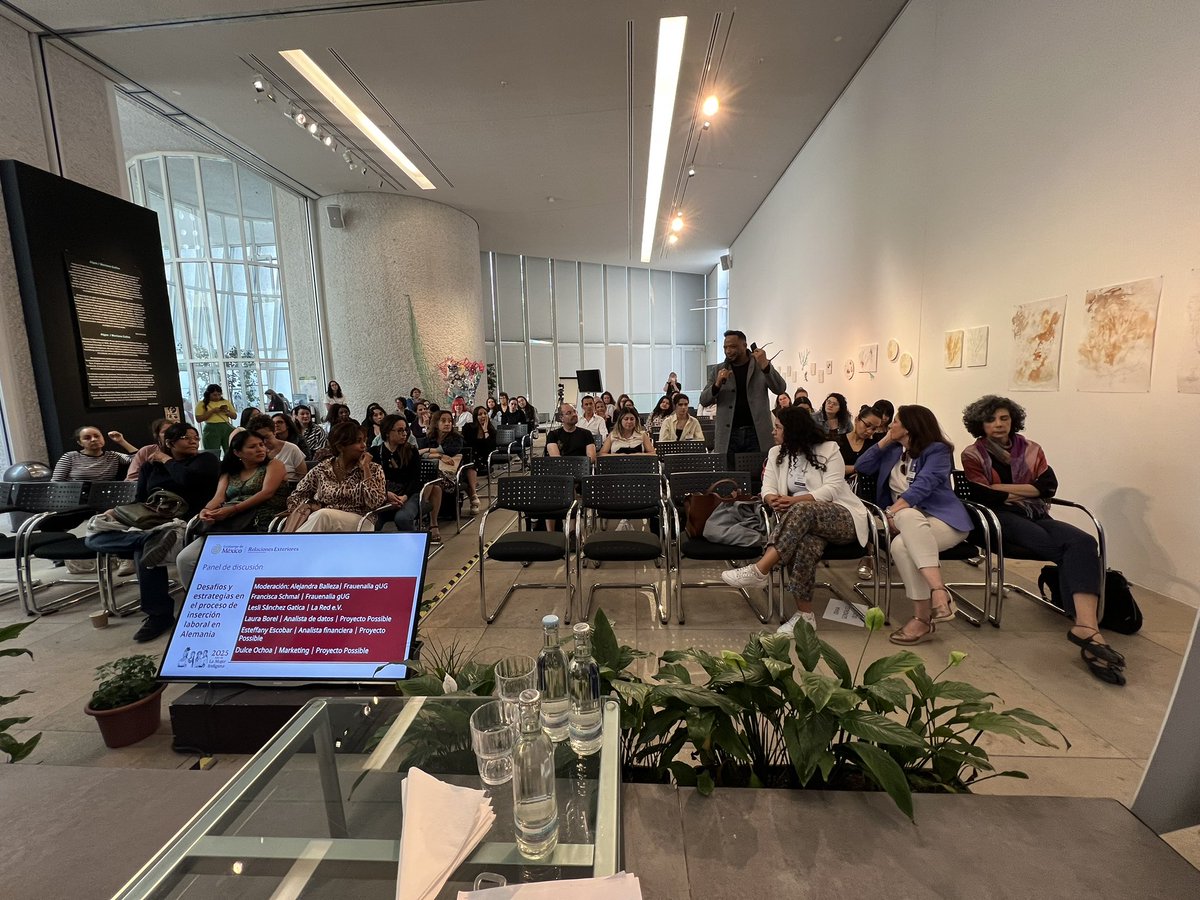 Séptima ocasión #JornadaInfirmatiaInsercionlaboral en <a href="/EmbaMexAle/">EmbaMex Alemania</a> un gran acierto y esfuerzo colaborativo. Gracias <a href="/PacoQuiroga/">Francisco Quiroga</a> por sumarnos en #Frauenalia compartirnos el compromiso de apoyar empoderamiento a comunidades hispanas.