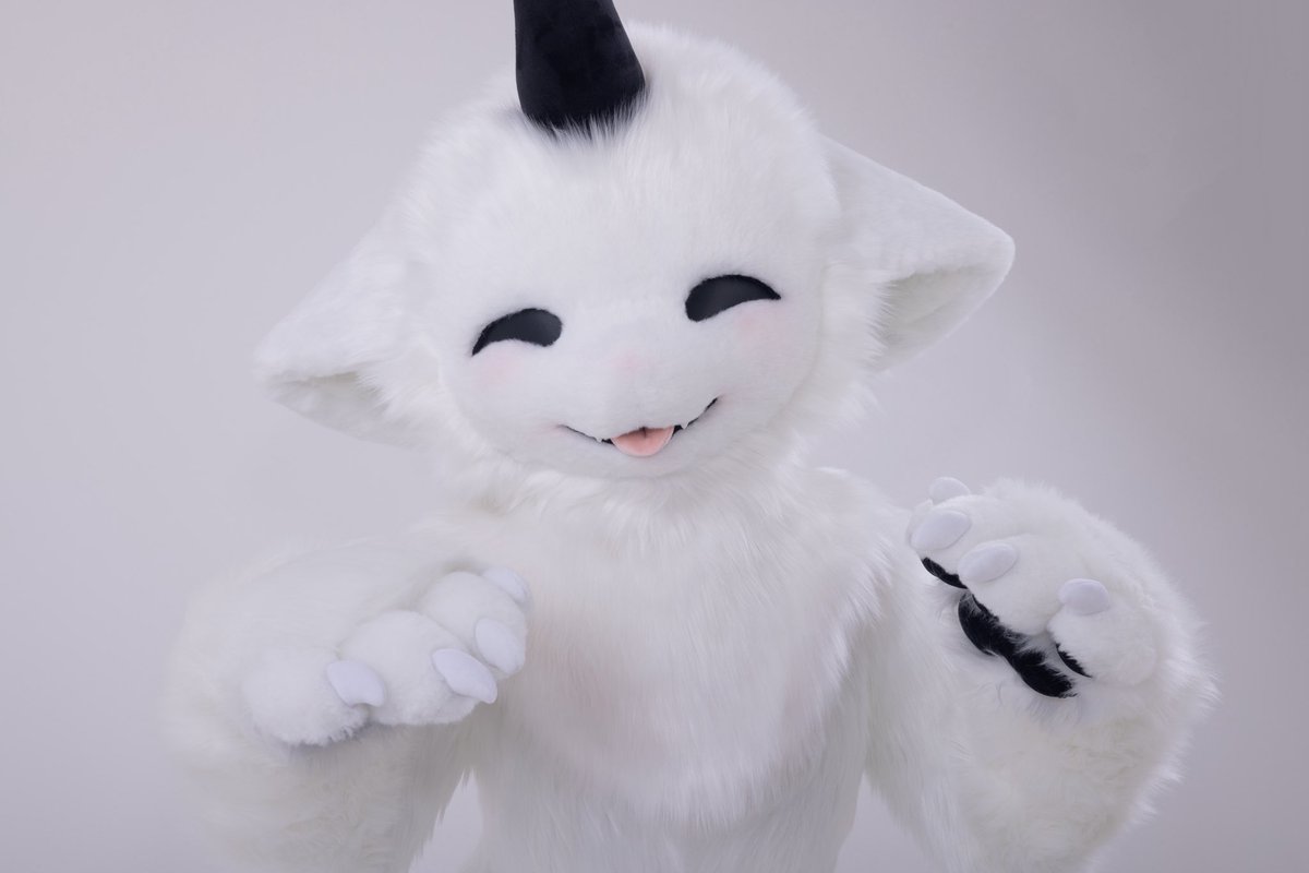 yoooommii's tweet image. 这是我的新身体
