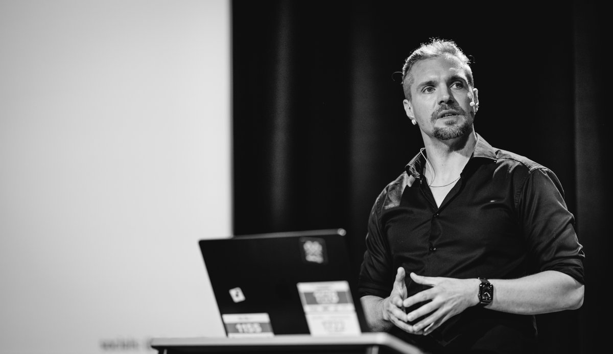 Grzegorz Piwowarek (@pivovarit) on Twitter photo It's good to see tech events getting back in shape.
This was my shortest <a href="/DevoxxPL/">Devoxx Poland 🇵🇱 11 - 13 June 2025</a> trip ever - less than 4 hours in Kraków! Hopefully, I’ll get to stay longer next year.
And I finally... got a batch of photos from <a href="/dDoutsiopoulos/">dimitrisDoutsiopoulos</a> - you, sir, are amazing!
Thanks everyone for It's good to see tech events getting back in shape.
This was my shortest <a href="/DevoxxPL/">Devoxx Poland 🇵🇱 11 - 13 June 2025</a> trip ever - less than 4 hours in Kraków! Hopefully, I’ll get to stay longer next year.
And I finally... got a batch of photos from <a href="/dDoutsiopoulos/">dimitrisDoutsiopoulos</a> - you, sir, are amazing!
Thanks everyone for