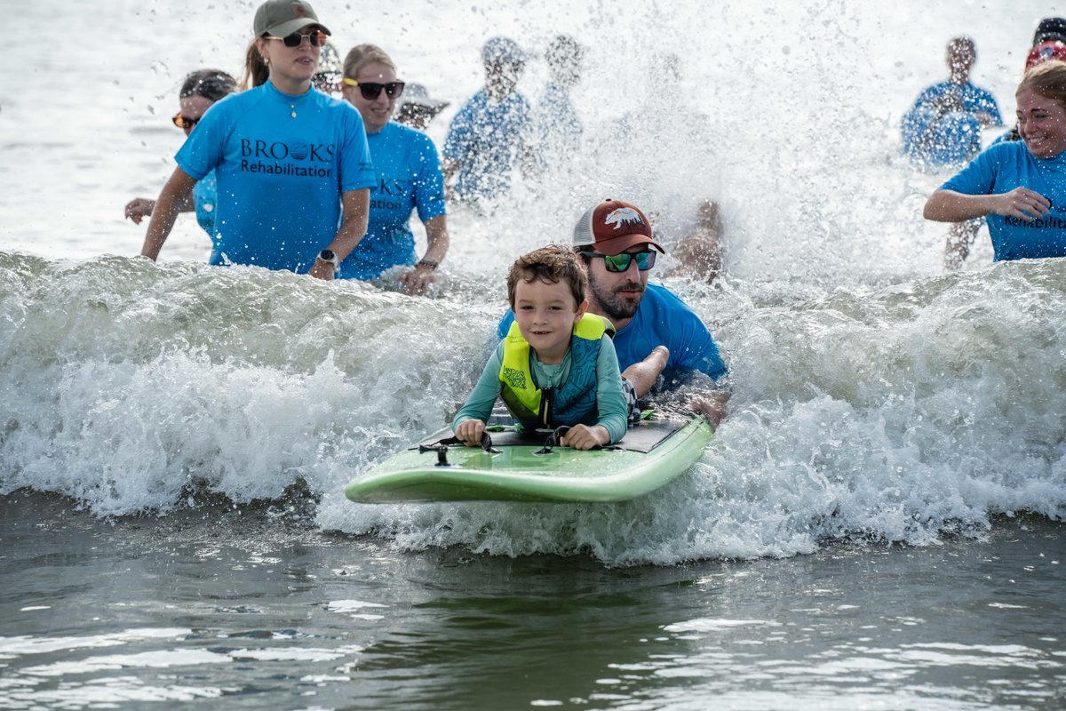 BrooksRehab's tweet photo. This #FlashbackFriday is dedicated to last weekend's #adaptivesurf event! We're still riding the waves from all of the fun we had with our surfers, volunteers and cheerleaders! ๐โโ๏ธ๐๐
๐ View all the photos from the day: https://t.co/nfD1cMC6GG https://t.co/eXPAT4aT2P