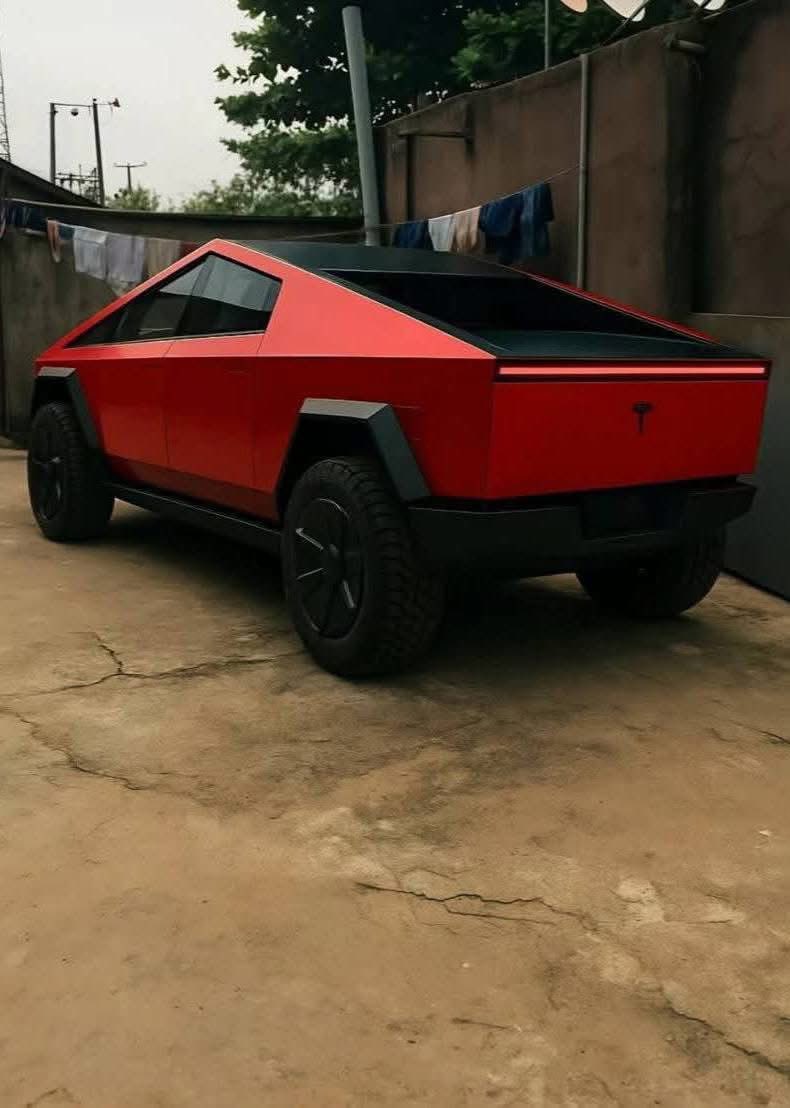 Today,we went on a journey to Onitsha to investigate about the viral pictures of made in Nigeria Cybertruck, which many said it's AI and not real.
Stay tuned for the interview with the emgineer  and more photo updates .

<a href="/FinPlanKaluAja1/">Kalu Aja</a> <a href="/Jack_ng01/">JACK The Builder™</a>