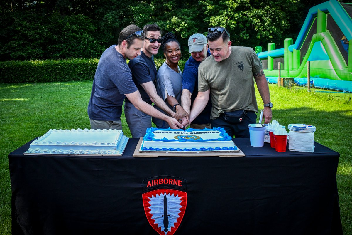 US_SOCEUR's tweet image. SOCEUR Celebrates 250 Years of Army Service!
From early morning PT to cake and community walks, we honored the @USArmy’s legacy at Patch Barracks, Germany.
Here’s to 250 years of strength, service & sacrifice! 🎂🎖️
#Army250 #armyStrong #SOFinEurope @USSOCOM