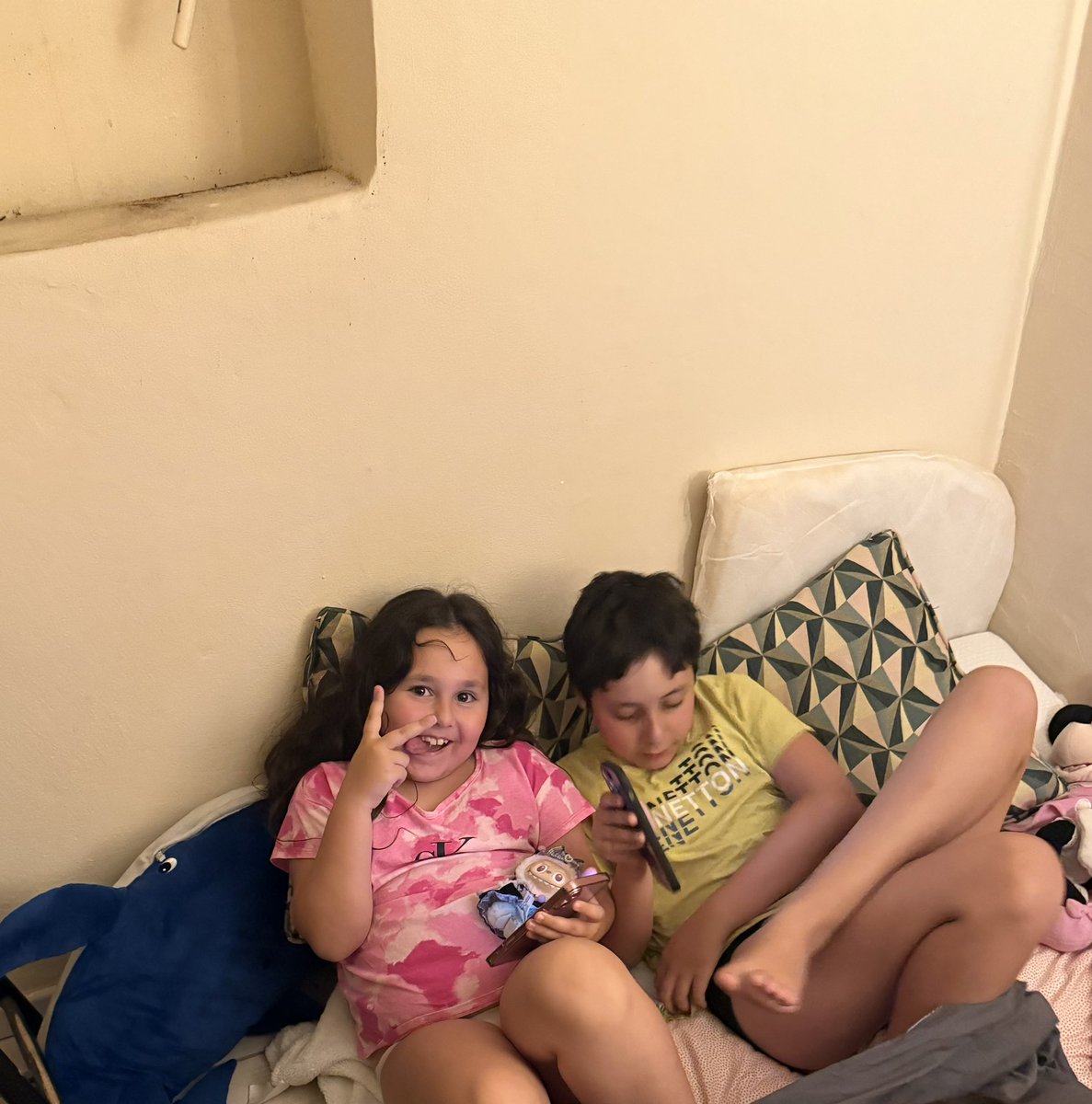 SharogradskyM's tweet image. Israel reality now 
at #bombshelter