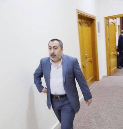 من شباك لشباك بالدار