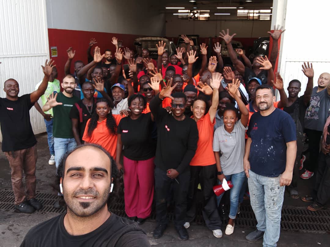 cerragroup's tweet photo. Celebrating our Cerra Automotive SL team at the monthly award ceremony! Their hard work and unity shine—50kg rice to a deserving member, Mr. Anthony Ngegbai. Proud of this spirit as we continue delivering impact. #TeamCerra #Leadership #CommunityImpact https://t.co/FXeElD0Oo1