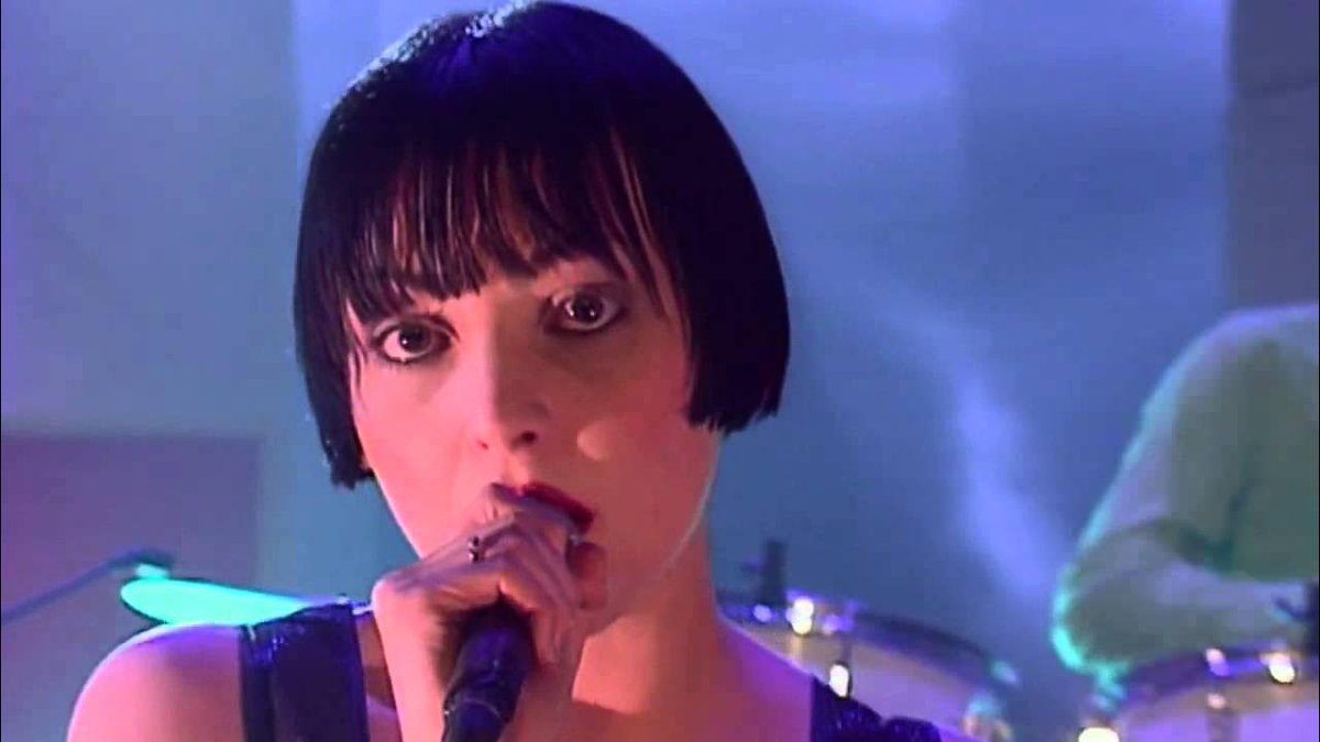 15 Britpop deep cuts that need to be resurrected *right now*

Sure, the Parklifes, the Common Peoples, the Wonderwalls are all well and good - but Britpop's beating heart exists on the margins...

Marc Burrows presents his picks - 

clashmusic.com/features/15-br…