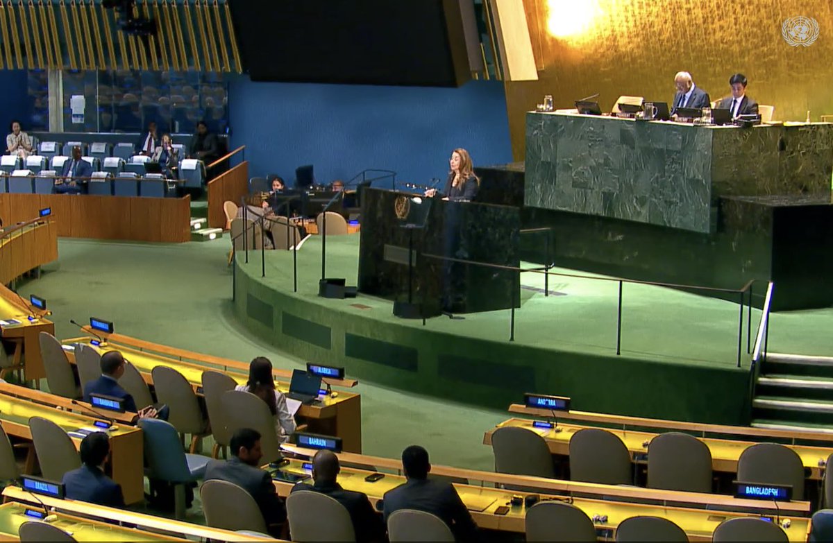 GhadaFathiWaly's tweet image. I was honoured to speak at the #UNGA on 10 years of the Nelson Mandela Rules on prison management.
The Rules remind us that even behind bars, hope must not be caged & dignity must not be denied.
Let’s carry forward Mandela’s legacy by turning second chances into new beginnings.