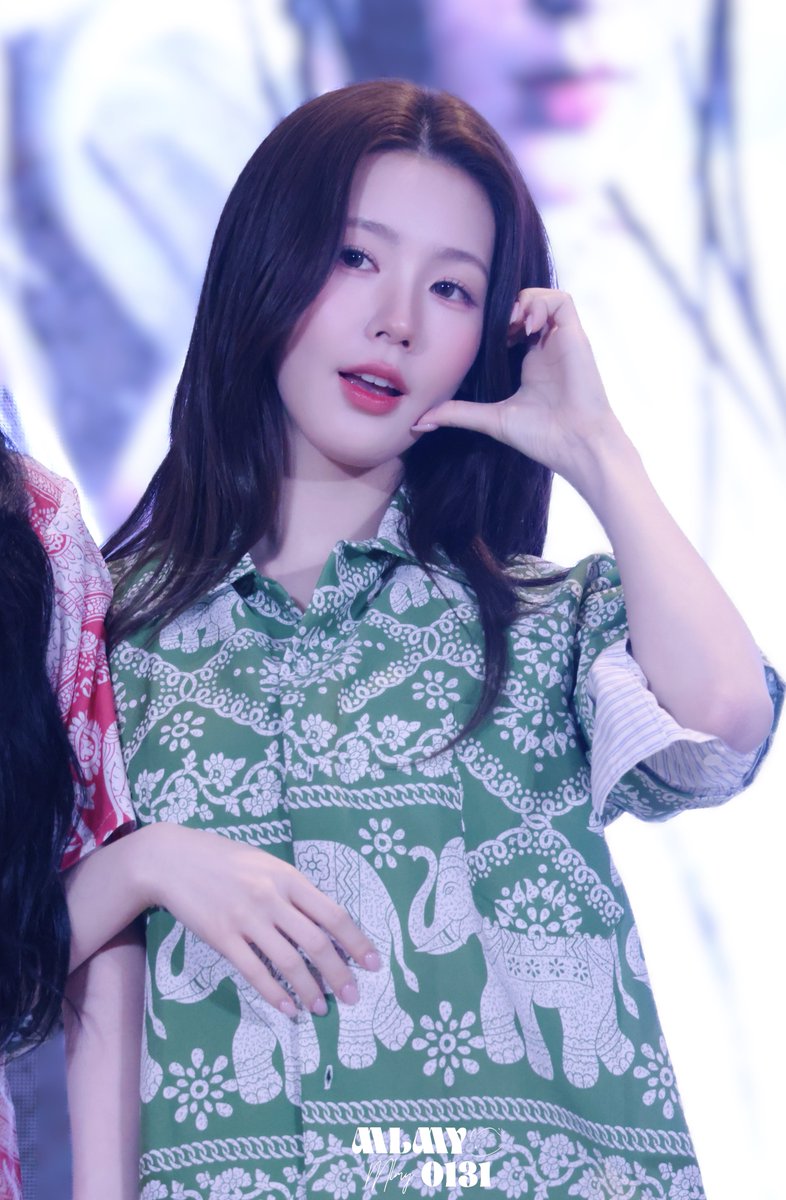 MLMY0131's tweet photo. 250610bangkok

🫶🏻🫶🏻🫶🏻

#여자아이들 #아이들      #IDLE 
#미연 #MIYEON https://t.co/aJc29v81MP