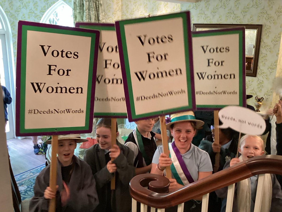 Dane Bank Primary School tweet media