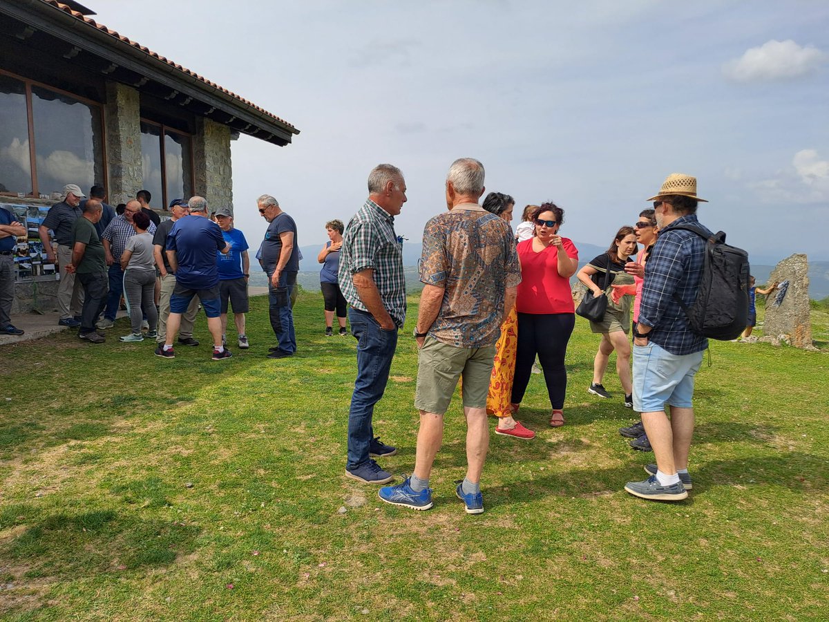 🌿 13 junio. Sierra Badaia

👉 Subijana-Morillas

👉 Montevite Ollávarre Nanclares Oca Víllodas Trespuentes

👉 Mendoza Hueto

👉 Aperregi Domaikia La Encontrada 

 👉Anda Tortura Etxabarri Kuartango Aprikano Katadiano Urbina Eza Zuazo de Cuartango