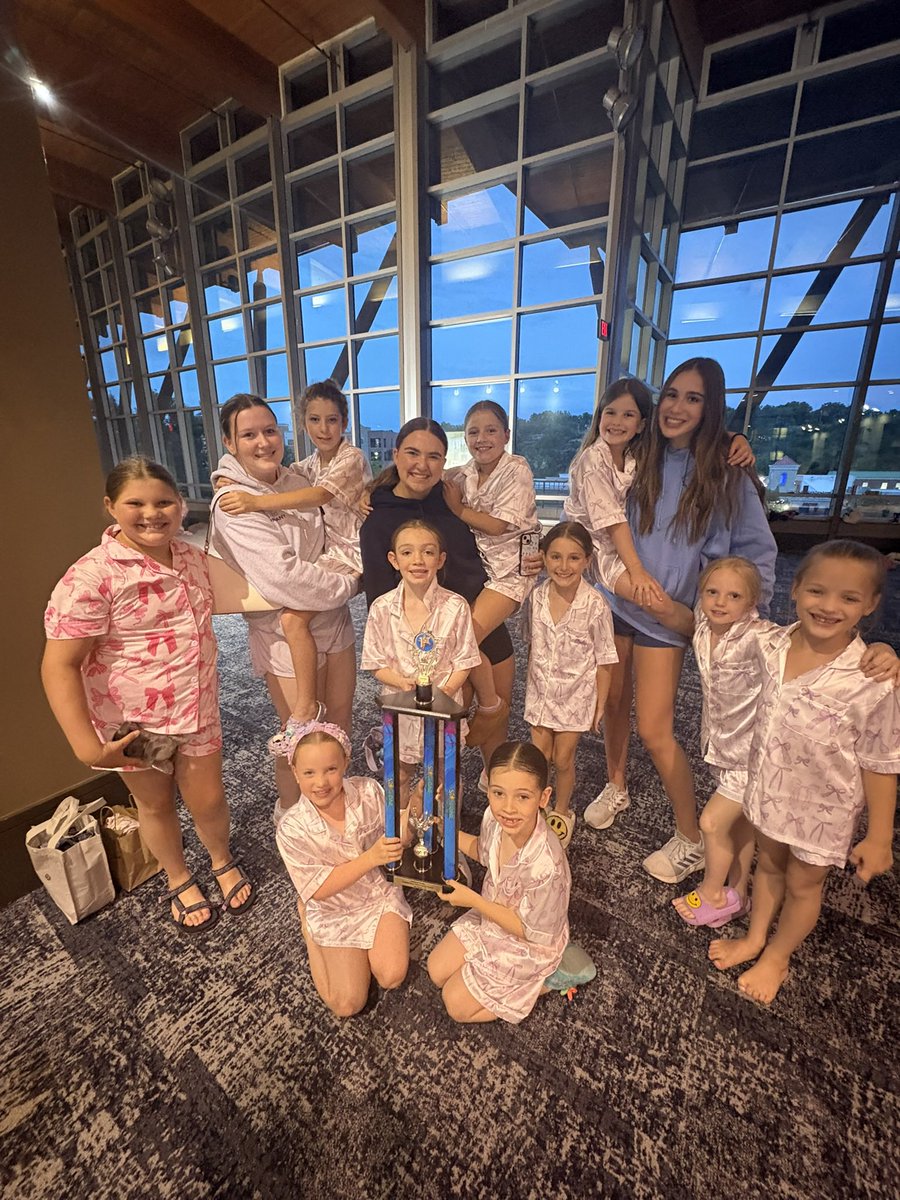 Britt Sherer (@brittsherer) on Twitter photo When you have incredible <a href="/SMSDWiL/">SMSD Women in Leadership Program</a> seniors as your mentors at Dance Nationals, you earn a National Championship! These seniors have shown these future Women in Leadership minis what it means to be a strong, hard working woman on & off the stage! <a href="/SMEastLancers/">SME Lancers</a> <a href="/SM_NORTH_HS/">SM North HS</a> When you have incredible <a href="/SMSDWiL/">SMSD Women in Leadership Program</a> seniors as your mentors at Dance Nationals, you earn a National Championship! These seniors have shown these future Women in Leadership minis what it means to be a strong, hard working woman on & off the stage! <a href="/SMEastLancers/">SME Lancers</a> <a href="/SM_NORTH_HS/">SM North HS</a>