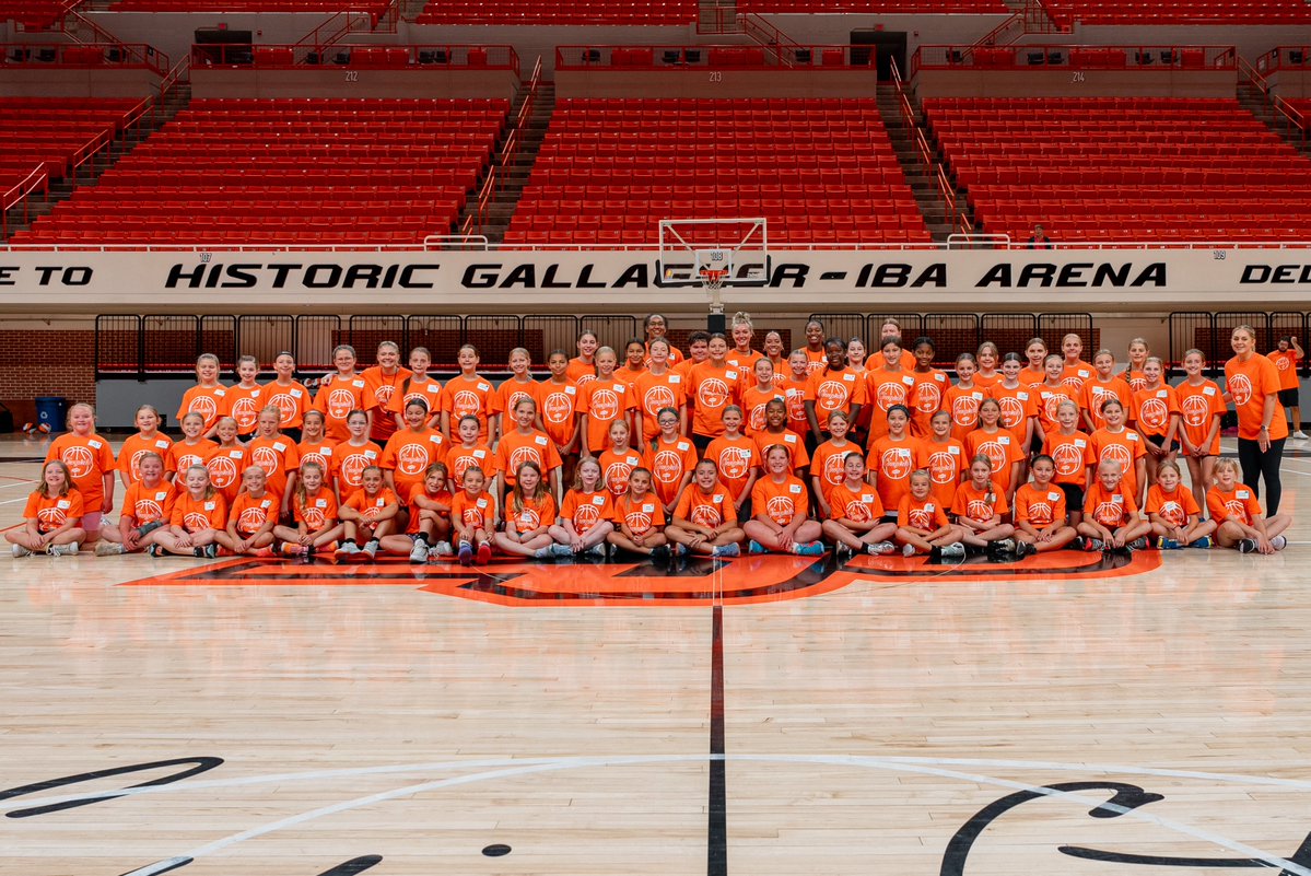 Thank you Gems for being 𝐋𝐨𝐲𝐚𝐥 𝐚𝐧𝐝 𝐓𝐫𝐮𝐞 all week long 💎🧡