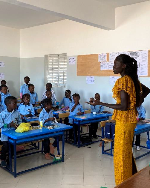 mansunides's tweet image. 🙌 Gràcies a tots per la implicació en fer del món un lloc millor!

#MansUnides #MansUnidesBarcelona #ManosUnidas #FestaSolidaria #ConciertoSolidario #ArrelsDeGracia #BansabadellVida #CNBarcelona #ONG #NGO #Rumba #RumbaCatalana #Senegal