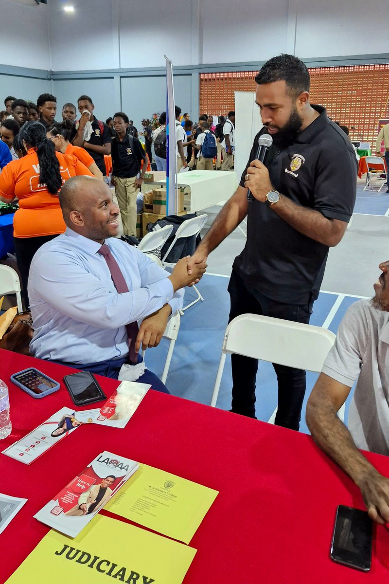 TTJudiciary's tweet image. 📣 Happening Now!
The Judiciary of Trinidad & Tobago 🇹🇹 is at St Anthony's College Career Day! Empowering students (Forms 1–5) & parents with a glimpse into exciting careers at the Judiciary. ⚖️
#TTJudiciary #FutureLeaders #CareerDay
