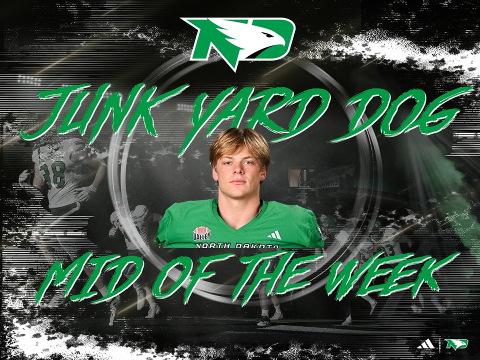 UNDfootball's tweet image. The real competition is here. It's us vs. us - growth vs. excuses. 

These guys choose growth &amp;amp; are our #JYDs of the Week!

Big of the Week - Wyatt Bell | @Wyatt5959 
Mid of the Week - Grady Kentch | @KentchGrady
Skill of the Week - Korey Tai | @Tai_Korey

#UNDproud | #LGH | #JYD