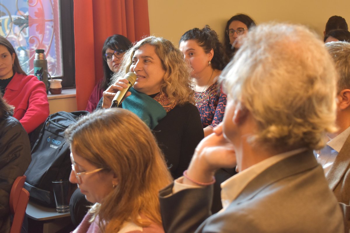 AuciUruguay's tweet image. Esta es la tercera reunión trabajo luego de las dos reuniones previas, con el gabinete ministerial y con la sociedad civil. Se estima que la firma del acuerdo sea en el semestre próximo. La coordinadora de #AUCI, María Delgado, destacó la relevancia de este proceso de trabajo.