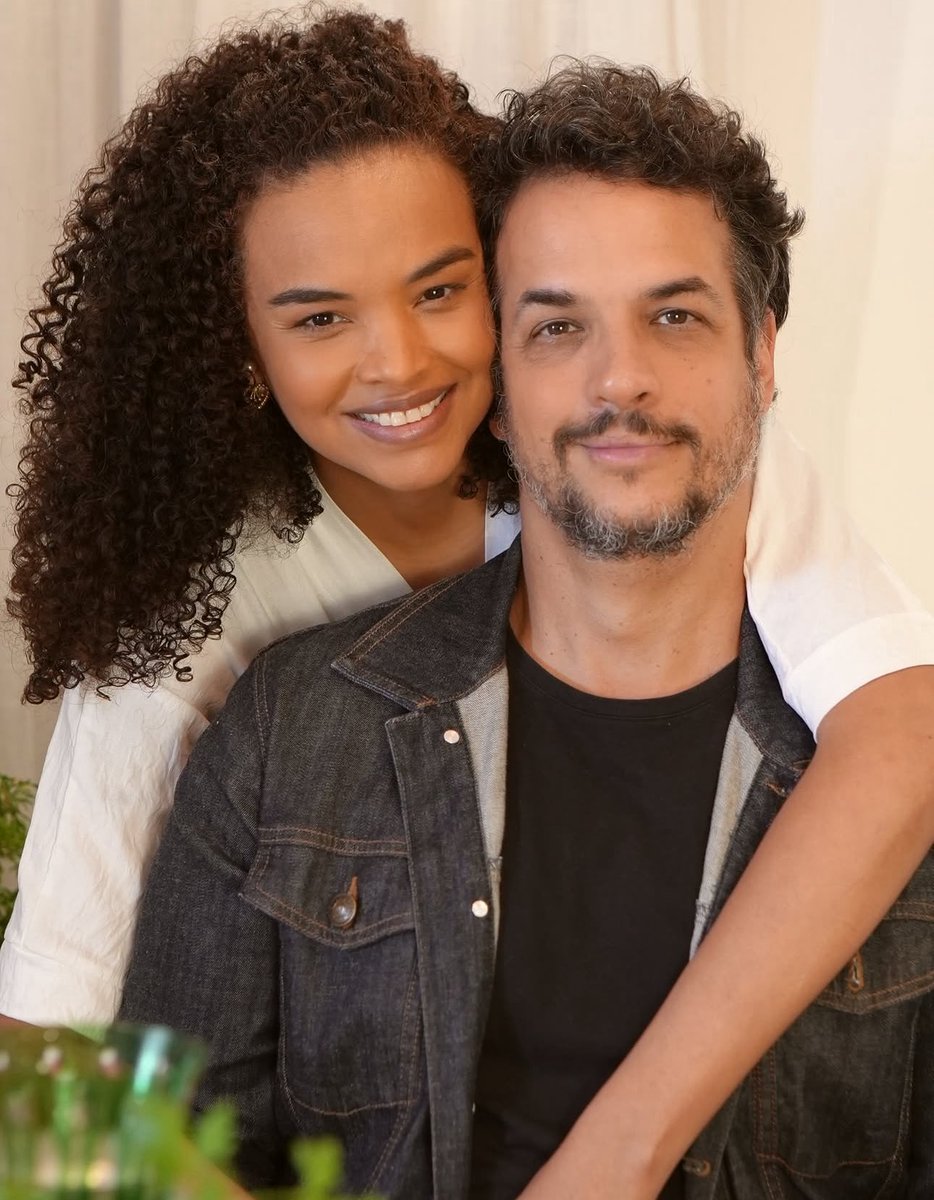 Agora somos três corações batendo juntos e essa nova história está só começando 🙏🏾❤️