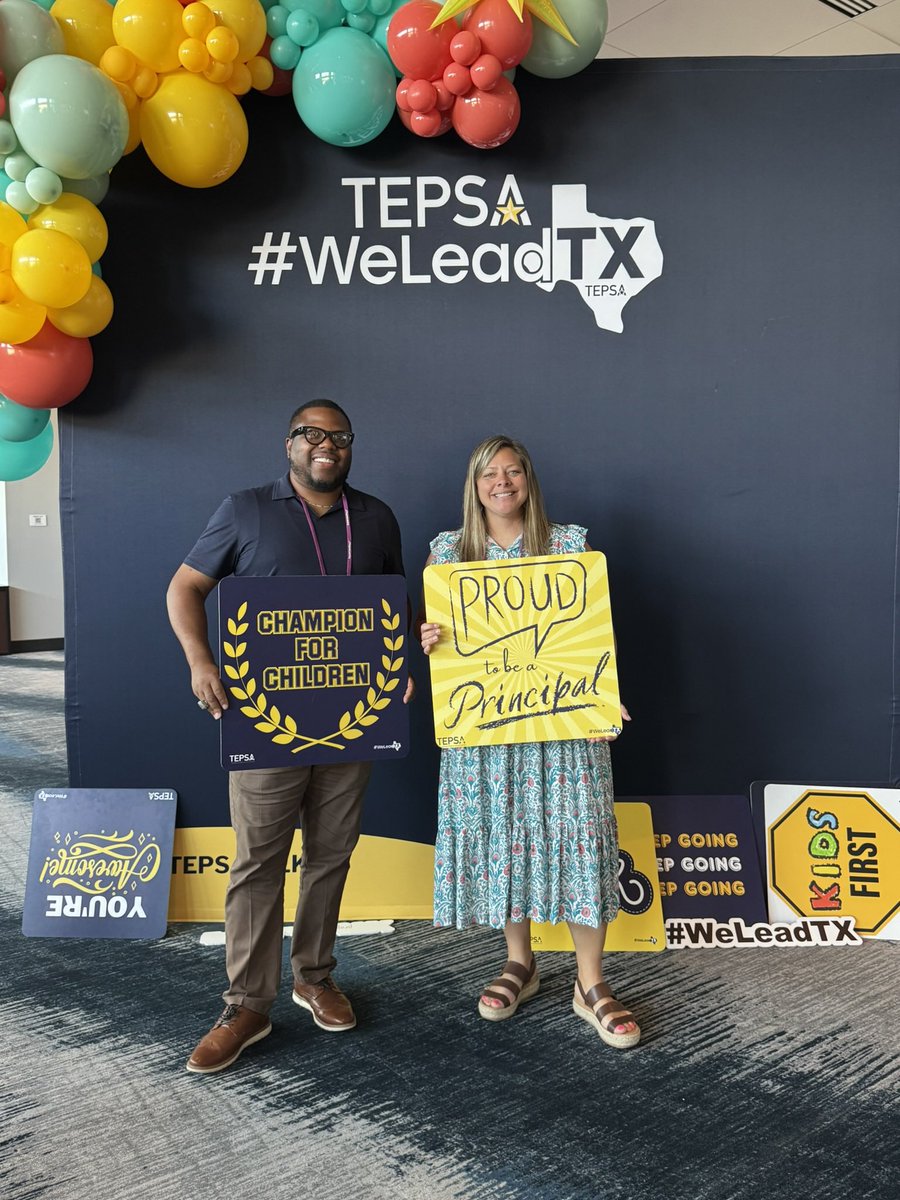 Mrs. Collier and Mr. Ephraim joined forces with fellow outstanding administrators from Waco ISD to participate in The Texas Elementary Principals and Supervisors Association (TEPSA) conference, gaining valuable insights from educators across Texas.
