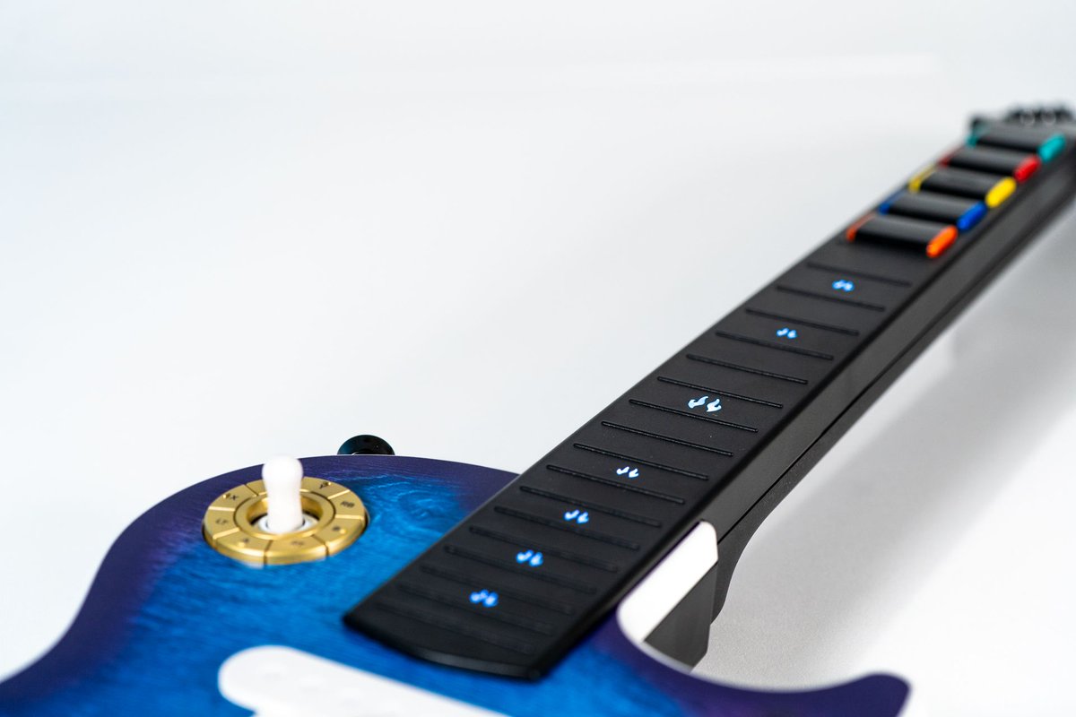 crkdgg's tweet photo. Enjoy a closer look at the details of the Blueberry Burst 🔍🎸

Thread 👇 https://t.co/seqUiX7W6G