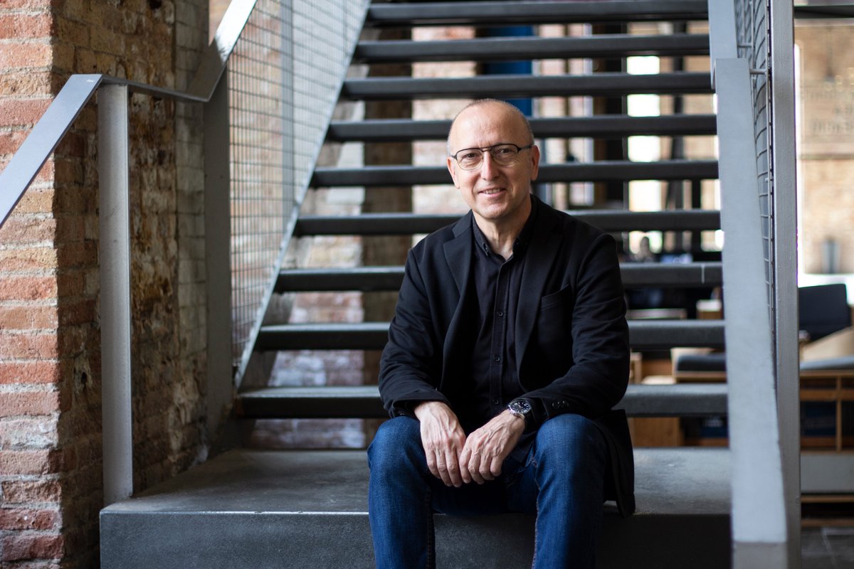 En este enlace a @RTVEPlay podéis disfrutar de todos los Páginas de esta temporada: el especial Suiza de hoy, Joël Dicker, Mikel Ayestaran, Marina Garcés, Javier Cercas, Sara Mesa, María Dueñas, Rosa Montero, Martín Caparrós, Manuel Rivas…

A la carta: rtve.es/play/videos/pa…