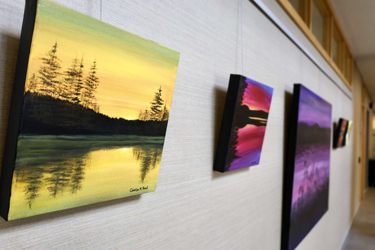 townofinnisfil's tweet image. Step into Town Hall &amp;amp; you’ll discover more than civic services! 🎨 As part of @InnisfilideaLAB’s #ArtAroundTown, the work of local artist Carolyn M. Boyd is here for the next few months.

Interested in displaying your art in our public spaces? Get info at innisfilidealab.ca/art-around-the….