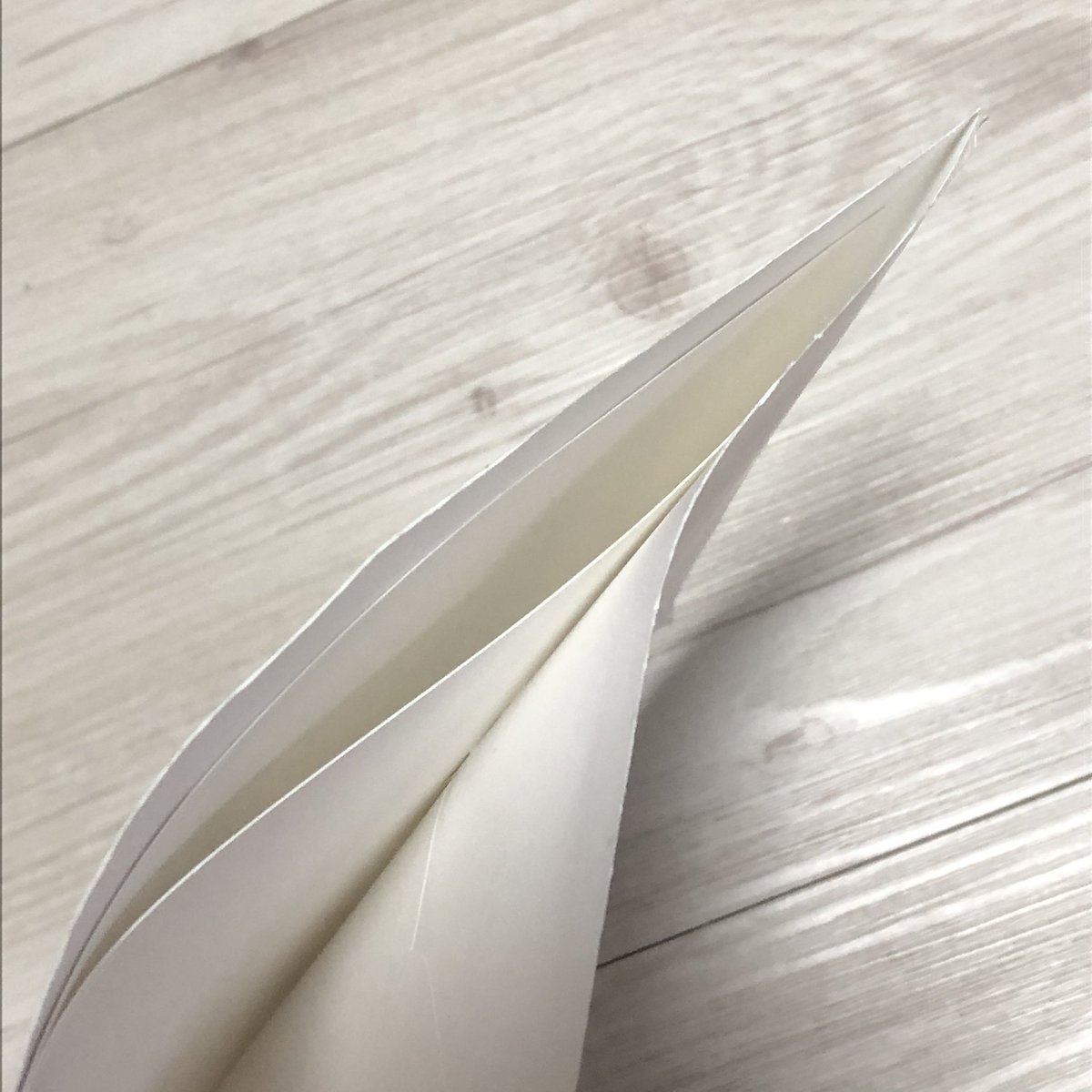 너무 불미스러운 일이 일어났어요...

도영의 방 편지 열었는데
내 편지와 봉투가 붙어있을 확률은...?🥲