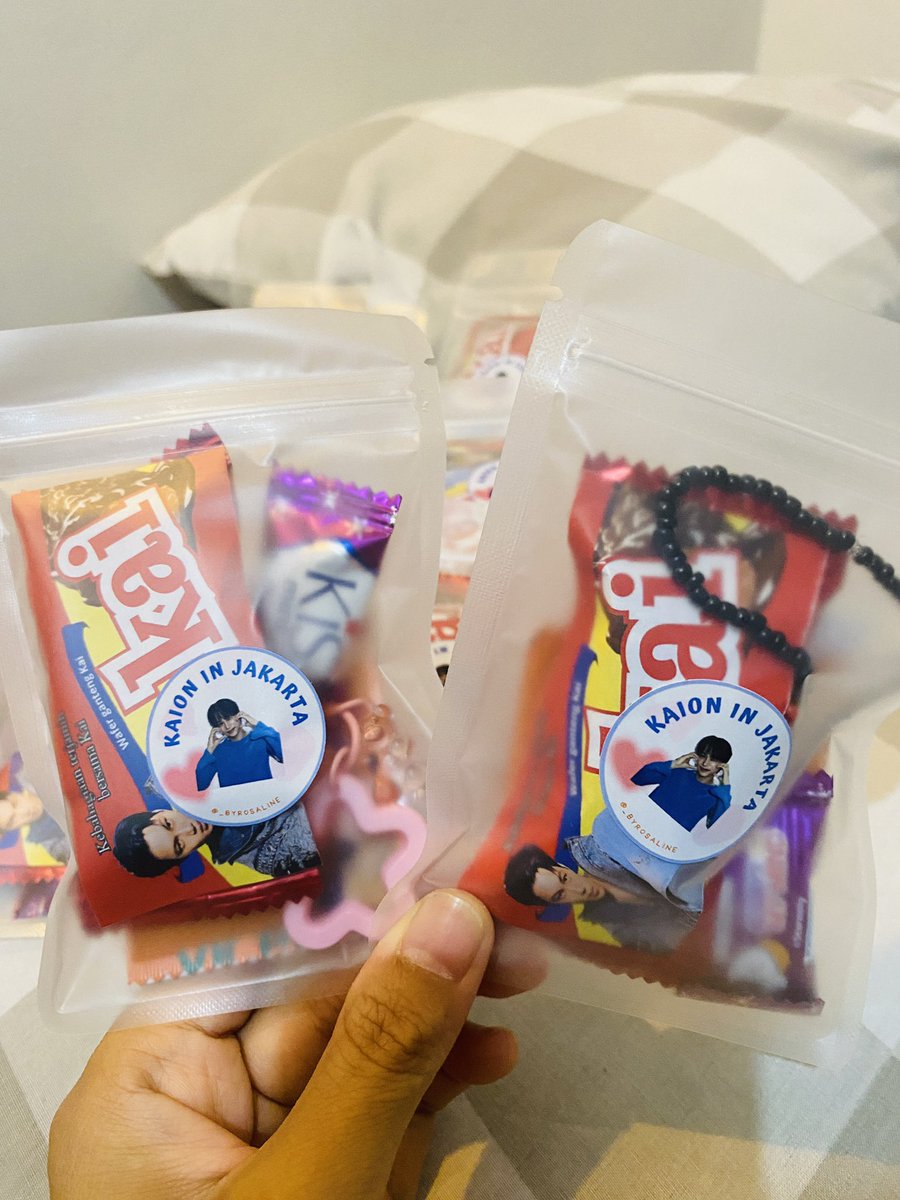 zkrwzline's tweet photo. KAION in JAKARTA freebies © @_byrosaline 🧸🤎

🗓️ 14 june 2025
📍tennis indoor senayan
🕰️ time TBA

how to claim:
• follow (optional), rt &amp; like
• do not throw / sell
• kindly tag me if u get this

just say hi to me ⋆˙⟡ see you!

#KAION_JAKARTA #KAION_in_JAKARTA 
#카이 #KAI https://t.co/Iih3fSwFc9