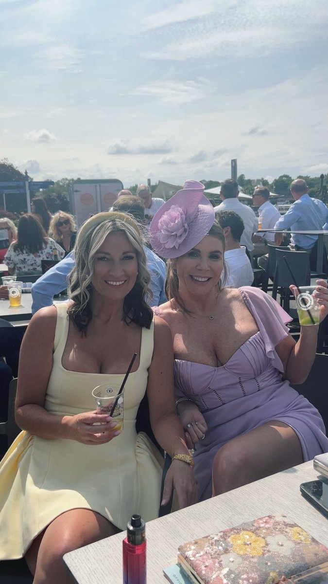 #cheaterraces 🎉🍾🥂