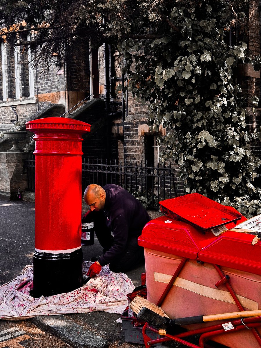 Kphotographyx's tweet image. The Red Post Box ♥️ #shotbykier

@RoyalMail

instagram.com/p/DK2NyKLIWcm/…

#royalmail #postbox #streetphotographer #londonphotography #londonpostbox