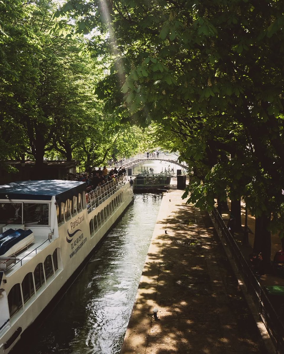 Non siamo a Venezia, né ad Amsterdam, ma il Canal Saint-Martin ha un suo fascino ⛴️

📷 french_detours

#parigipuntoit #parigi #paris
