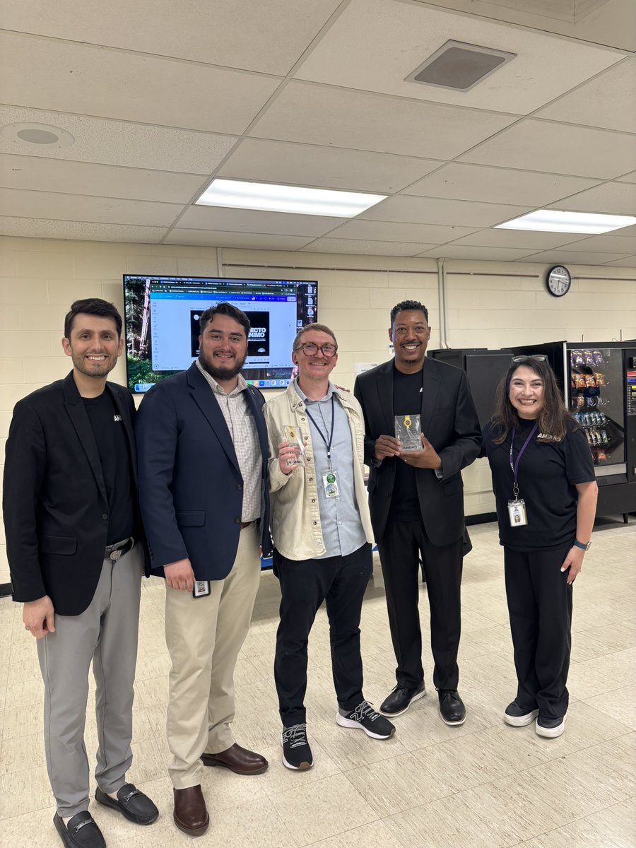 Dr. Lazell Williams tweet media