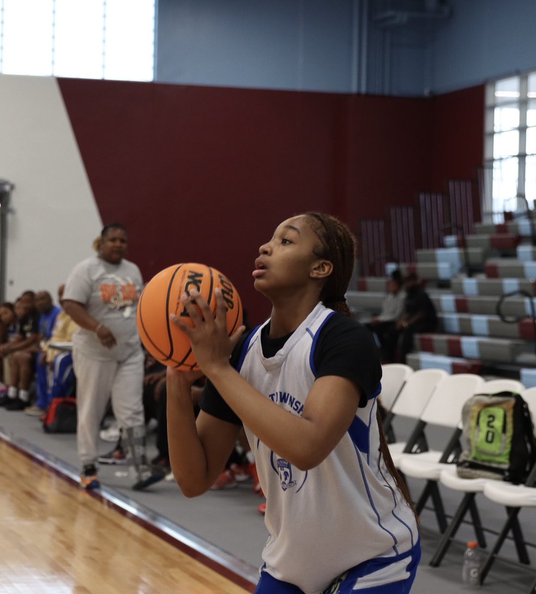Leading scorers:
Peoria Manual vs. Bloom Township

Jayla Tyler - 16 pts. (Bloom)
Nynna Payton - 17 pts. (Peoria Manual)