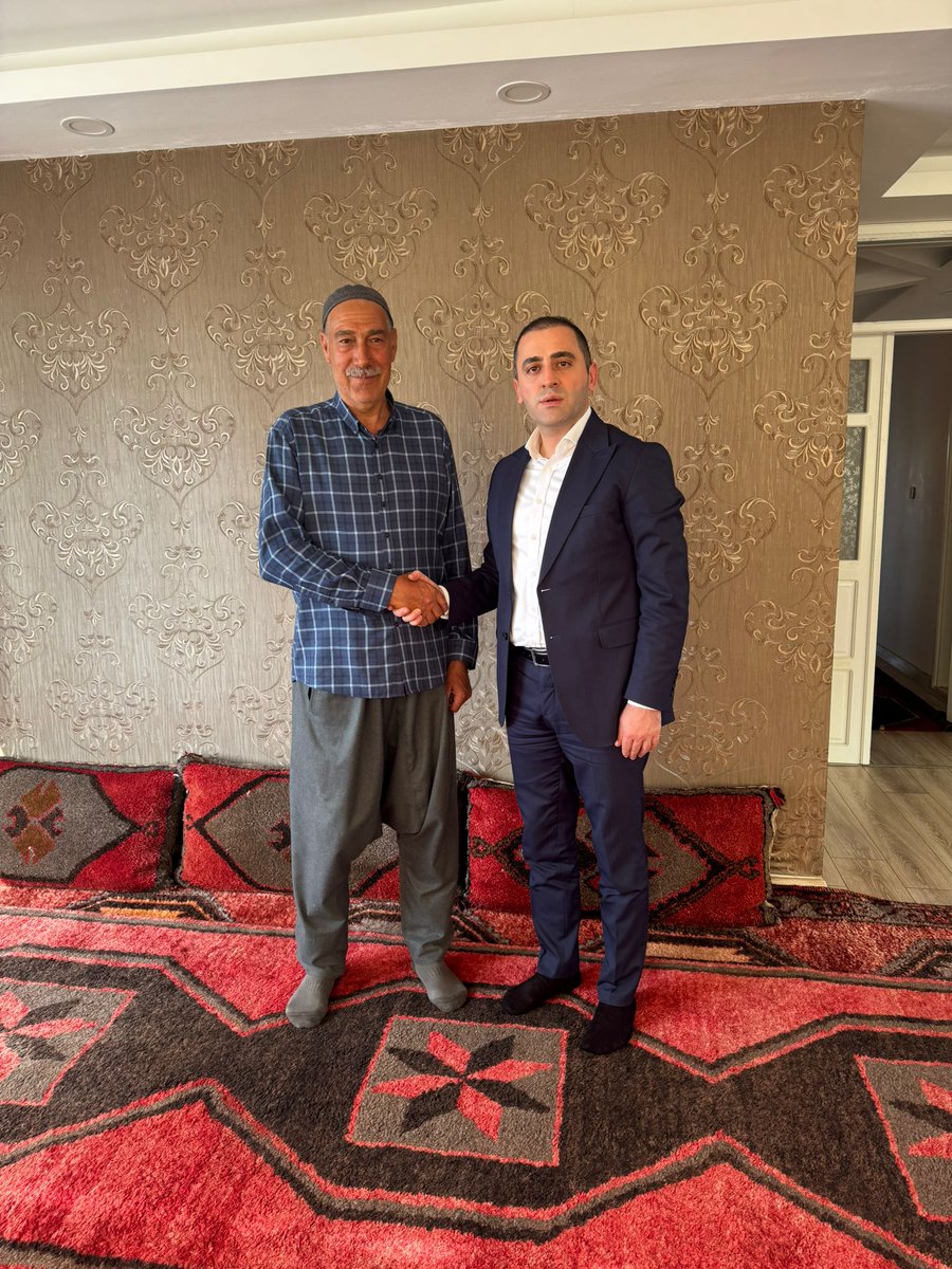 siverekkaymakam's tweet photo. Kaymakamımız Musa AYDEMİR ilçemizin kanaat önderlerinden Ahmet KIRVAR'a veda ziyaretinde bulundu. https://t.co/Znr1mJQUJY