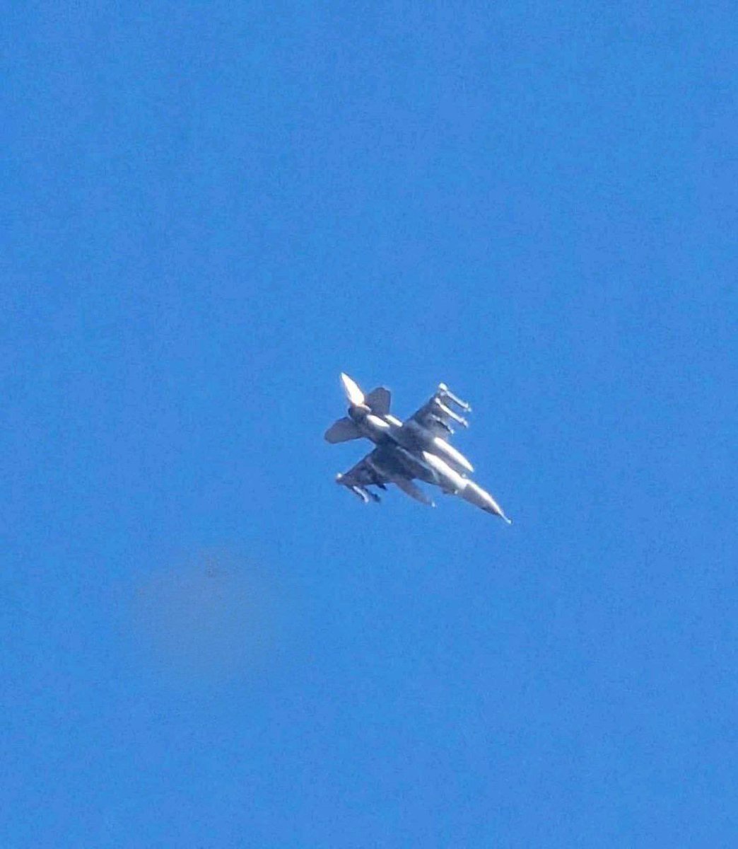 Israeli F-16i over Iraq.