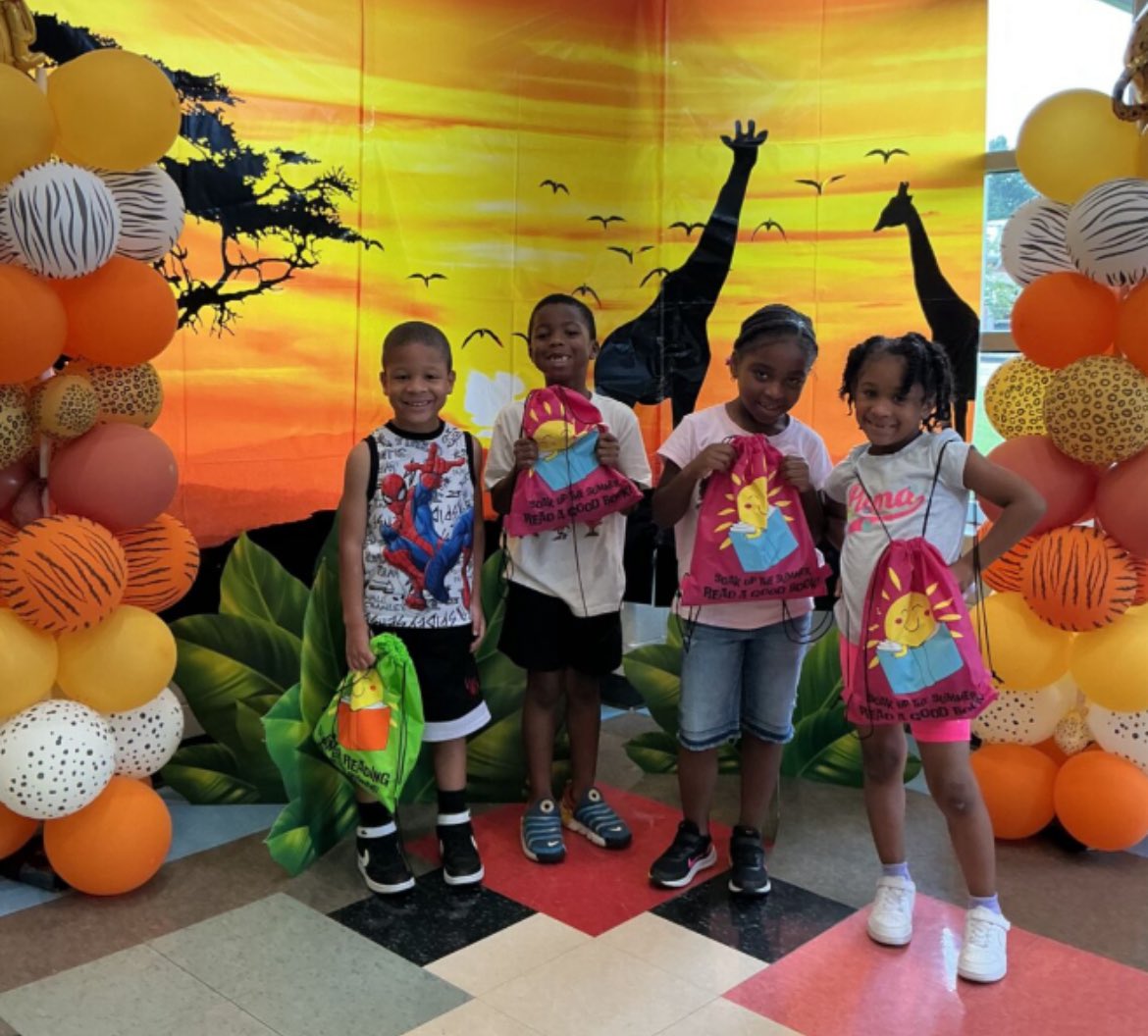 Tuscaloosa Reads (@tuscaloosareads) on Twitter photo Congratulations to the Week 2 summer reading challenge winners at <a href="/Southview_TCS/">Southview Elementary</a>! What are you waiting for!? Encourage your students to join in on the fun! Congratulations to the Week 2 summer reading challenge winners at <a href="/Southview_TCS/">Southview Elementary</a>! What are you waiting for!? Encourage your students to join in on the fun!