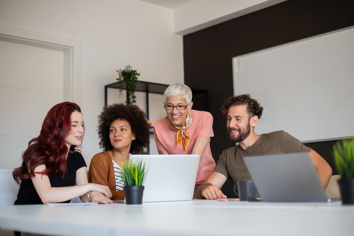 Weekend Read 📘 

The key to leadership success is knowing how to manage the multiple generations in the workforce. Read “4 Ways To Lead Effectively For Multiple Generations” at <a href="/Forbes/">Forbes</a>. &gt; bit.ly/3GcunRy  

#WeekendRead #Leadership