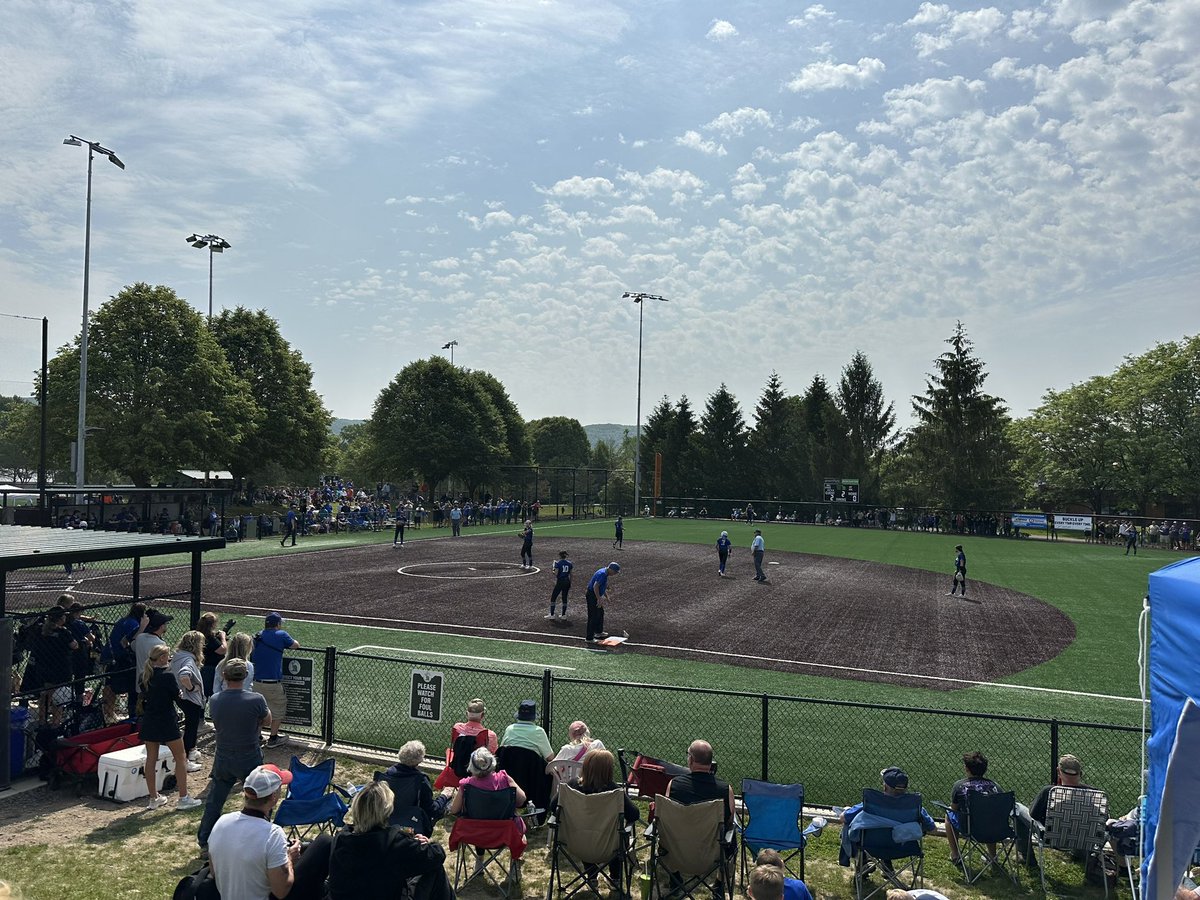 Baseball and Softball are underway in Binghamton as NYSPHSAA hosts the 2025 State Championships! Thank you to the City of Binghamton, volunteers, and committee members for delivering a first-class experience for our student-athletes. ⚾🥎 #NYSPHSAA