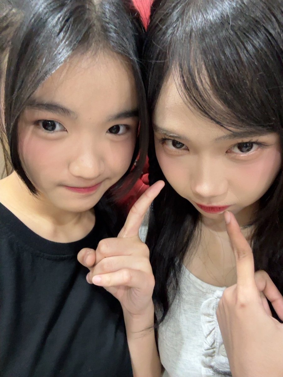 rafaa488's tweet photo. @CErine_JKT48 serupa tapi tak sama https://t.co/DQ2DOpaktB