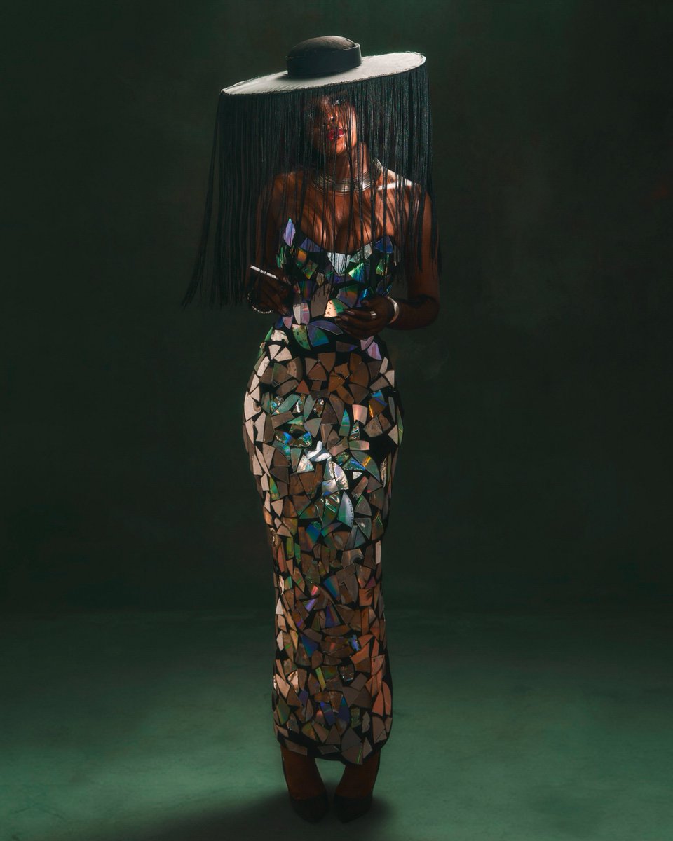 B Ọ S É   I N   Z E E ' S   C O U T U R E  💚
Photographer: <a href="/Innocentdiary/">📷</a> 
Model: @_abosede_gold
Tailored and styled by: @zee__made_it
Make up by: @glam_by_laycon