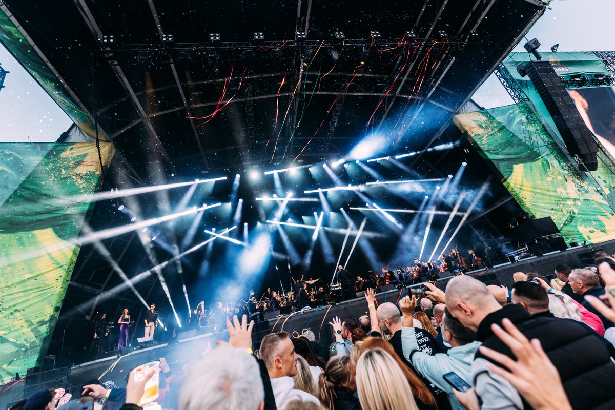 belsonicbelfast's tweet image. What a night with Lush! Classical and The Ulster Orchestra 🫶🏽 

Full photo album available on our Facebook page 📸