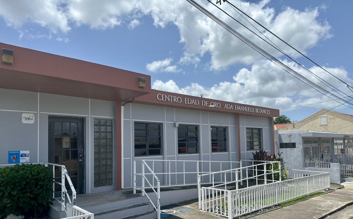 Hoy tuvimos la oportunidad de visitar el Centro Coameño para la Vejez, donde compartimos con sus participantes y escuchamos de primera mano sus necesidades y experiencias.

Desde nuestra labor legislativa, reafirmamos el compromiso con nuestros adultos mayores y con las