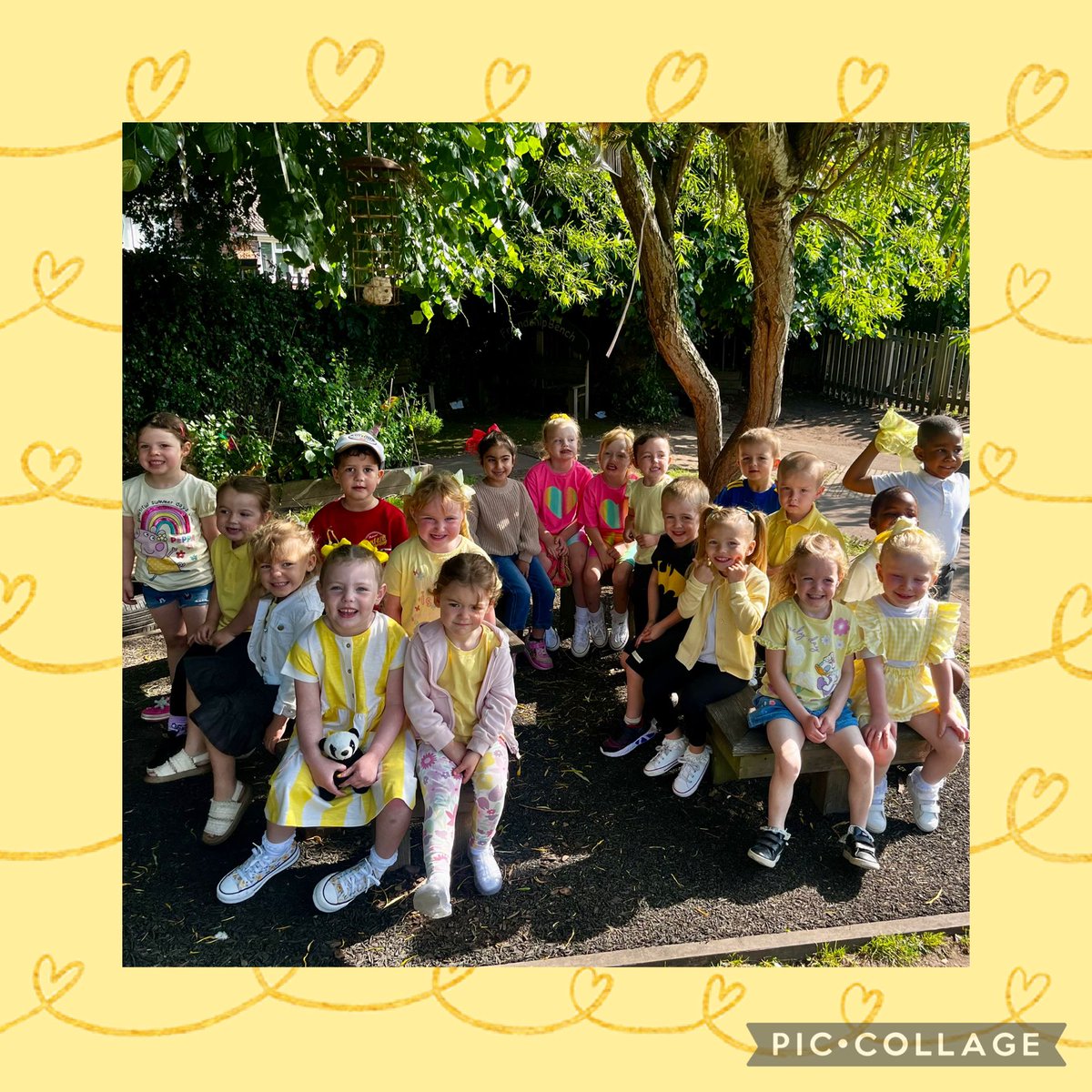 GrangeMissWri's tweet image. What a beautiful sunny day for #WearYellowForCF @cftrust. We had so many wonderful yellow activities. We are extremely proud of our #CFWarrior @GrangeMissA @GrangeMrsMcG @GrangeMissP @GrangeMrsS @GrangeMissCl