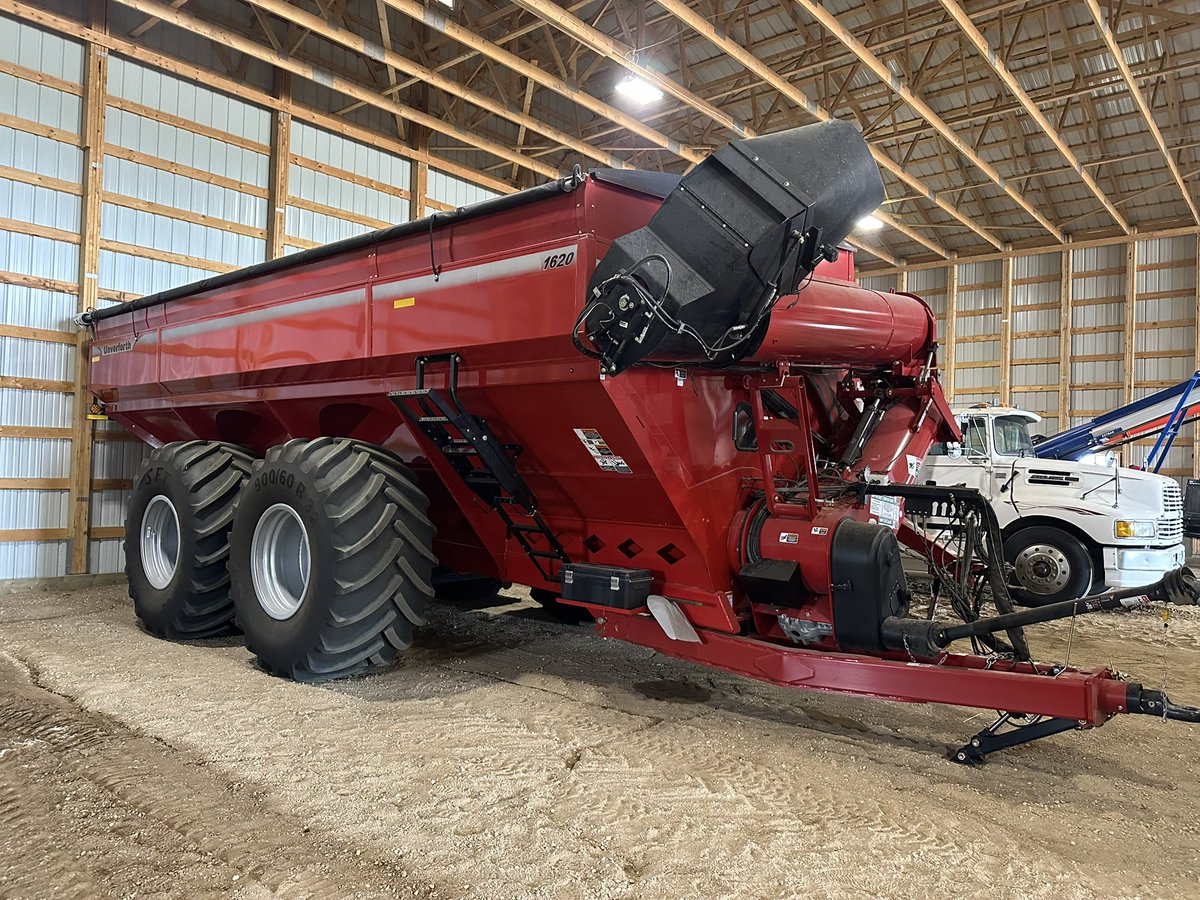 Brent (@plantmore1) on Twitter photo Unverferth 1620 cart. Fire system, scale, electric tarp. New last year with very little use. $195,000 obo Unverferth 1620 cart. Fire system, scale, electric tarp. New last year with very little use. $195,000 obo