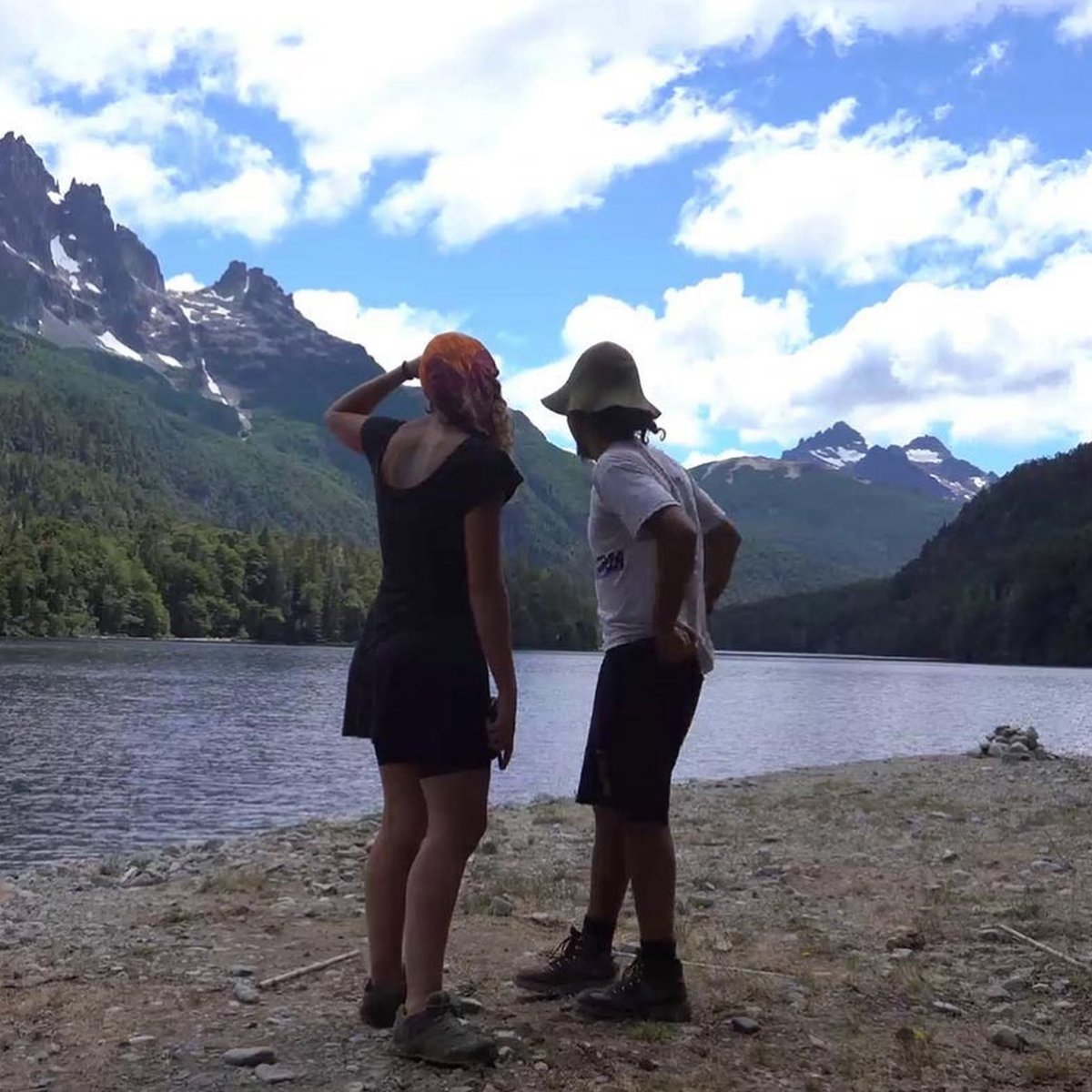 Festival Internacional de Cine de Derechos Humanos.
Más de 50 películas que abordan temas como migración, identidad de género, salud, memoria, pueblos originarios e infancia, bajo el lema “Abriendo fronteras”.

Hasta el 18 de junio.
Programación completa : <a href="/FestivalFICDH/">Festival Internacional de Cine de Derechos Humanos</a>.