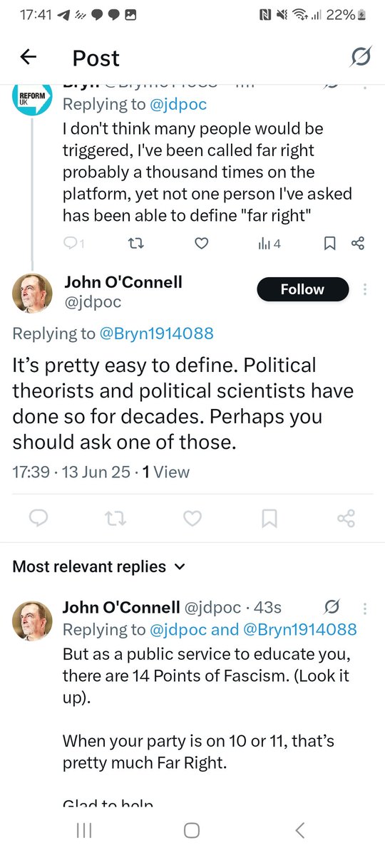 Bryn1914088's tweet image. I can't help but giggle when people block me for asking for a definition of far right 😂 perhaps stop using terms you dont even know what means 😁
